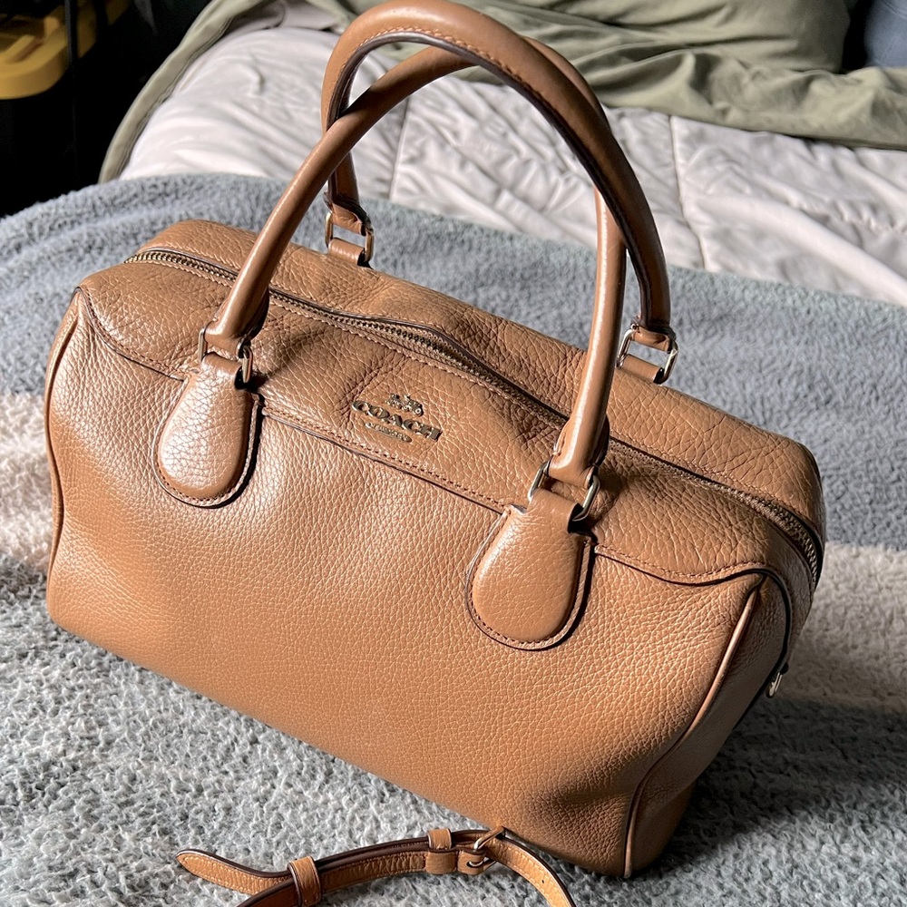 MAKE AN OFFER - COACH RARE Vintage Leather Bennett Satchel Bag